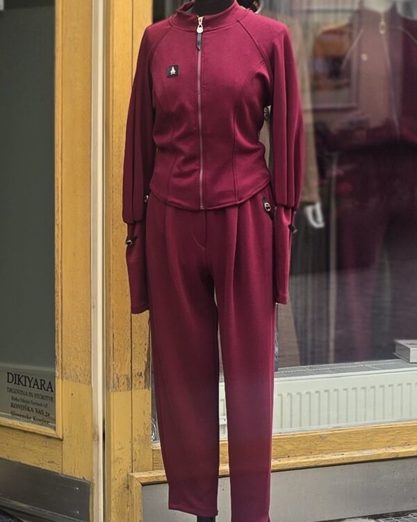 Komplet Bordeaux z zadrgo